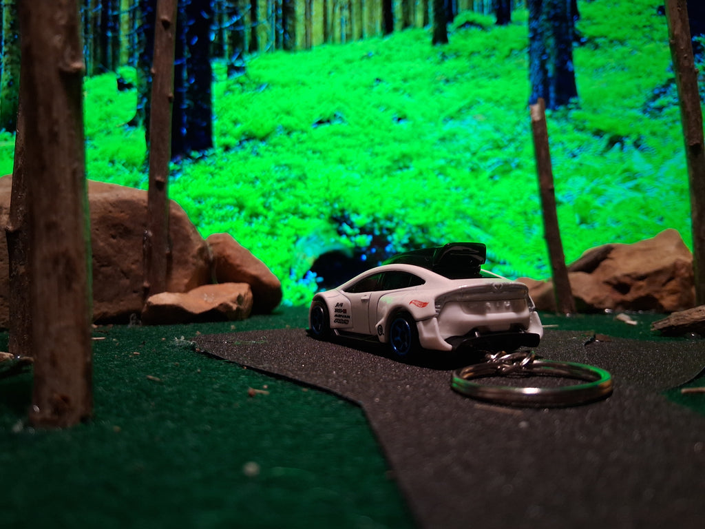 Toyota Prius car keychain